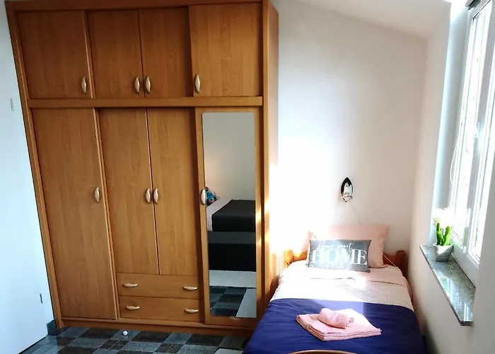 Abelia Sea View * 普拉