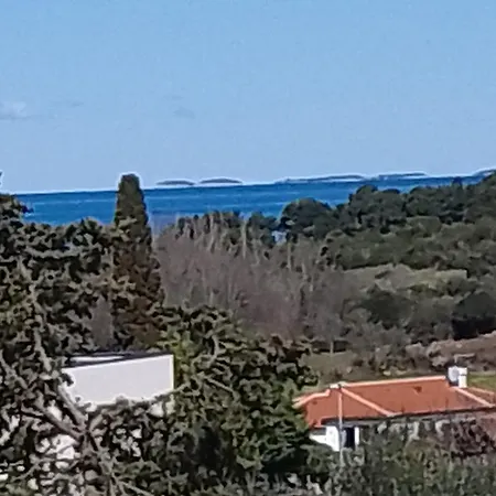 Abelia Sea View Appartement *