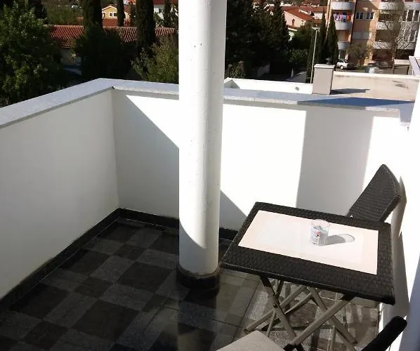 Abelia Sea View Appartement *