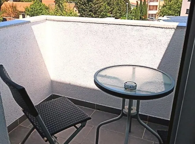 Abelia Sea View Appartement *